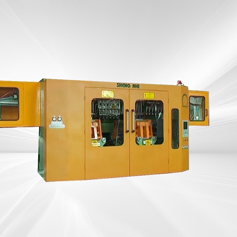 Double-mouth bottle blow molding machine